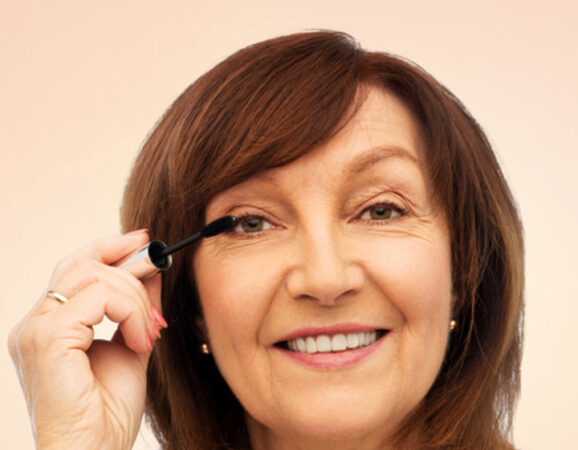 Best Mascara for Mature Ladies: The Option for Busy Ladies