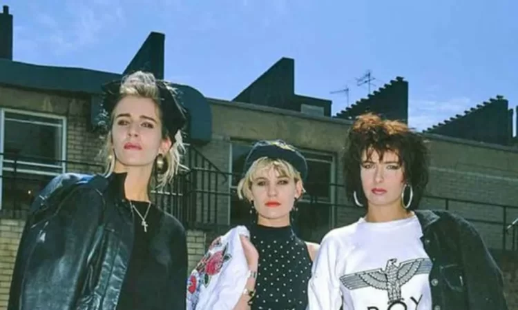 80's Rock Fashion for Ladies- What Makes it Stand Out?